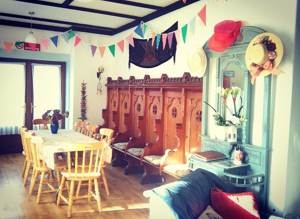 Galway Glamping Tuam Ngoại thất bức ảnh