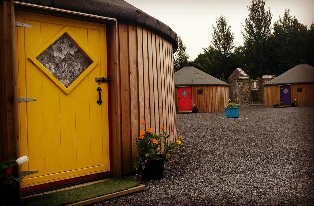 Galway Glamping Tuam Ngoại thất bức ảnh