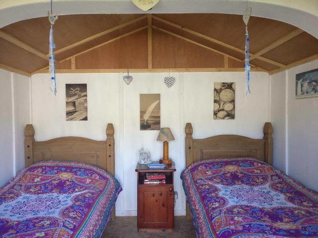 Galway Glamping Tuam Ngoại thất bức ảnh